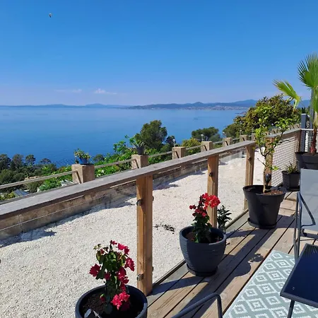 Avec Vue Splendide * Saint-Raphael (Var)